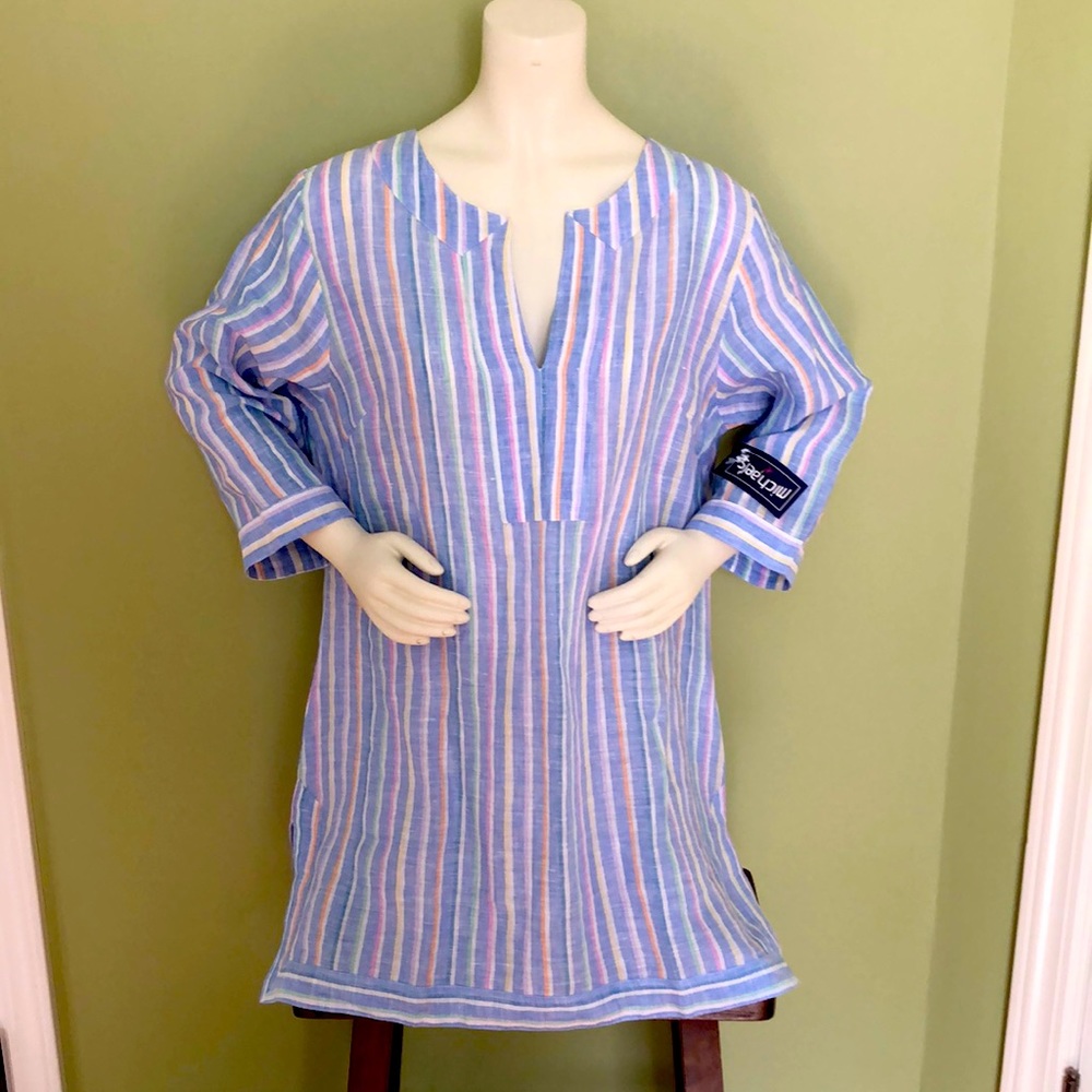 Michael’s 100% linen long blouse. Shoulder length 16”, length 31”, waist 22” NWT